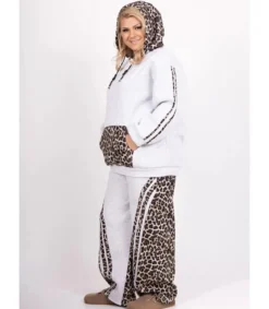 AmyClo harmaa leopardikuvioinen oloasusetti (plus size)