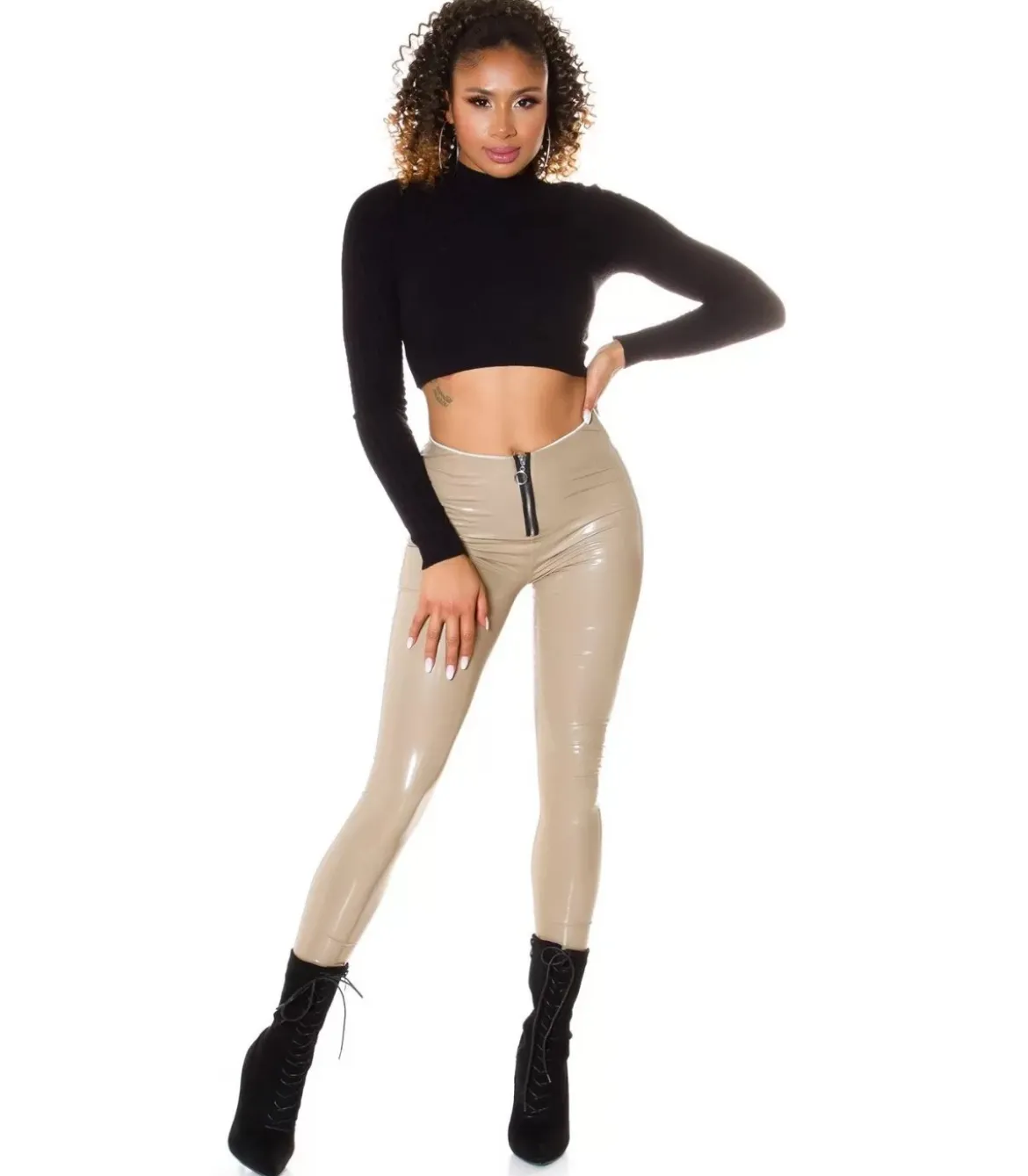 Beiget latex look housut vetoketjulla
