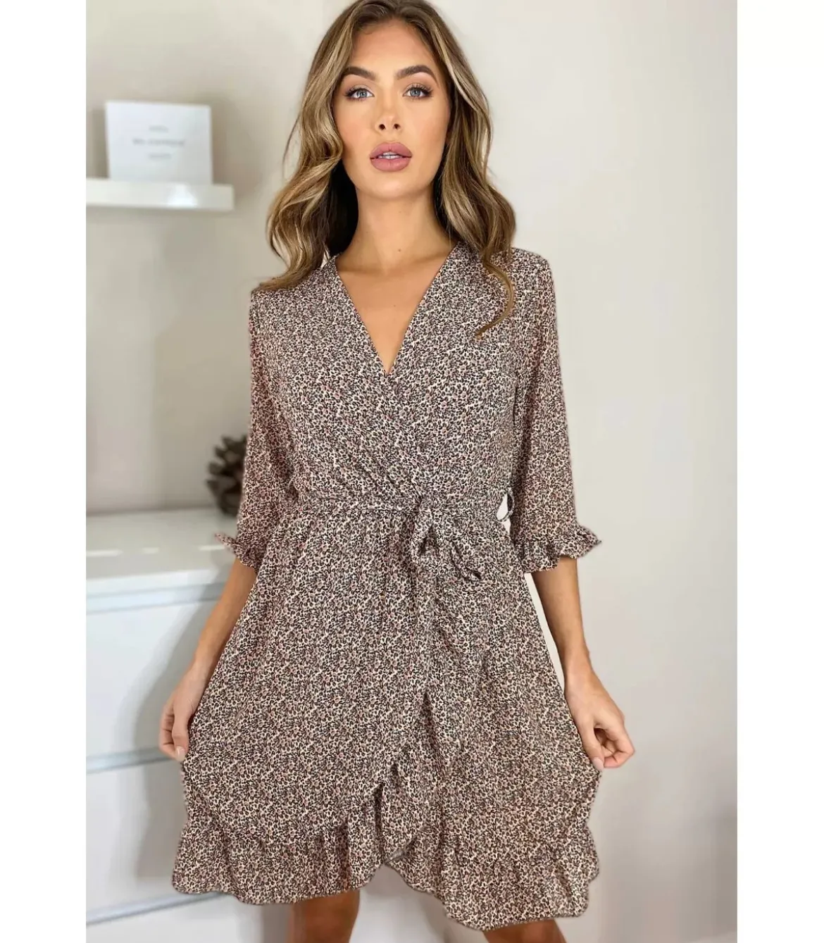 CW Daphne ruskea wrap-look v-mekko