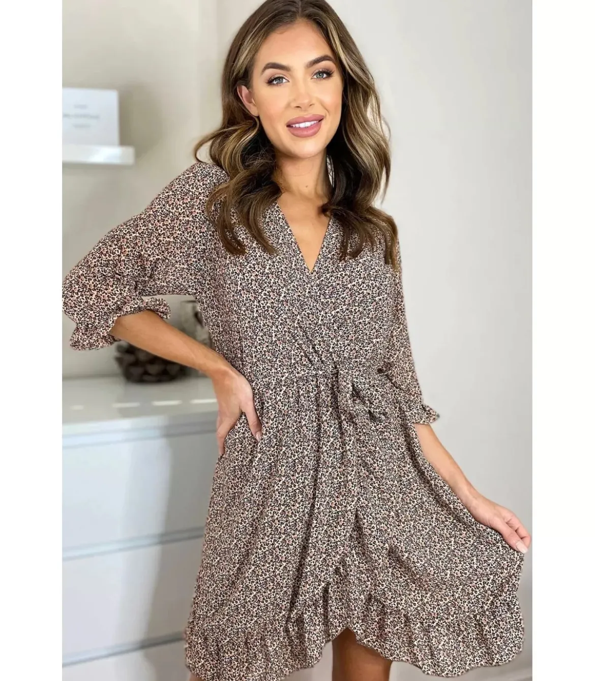 CW Daphne ruskea wrap-look v-mekko