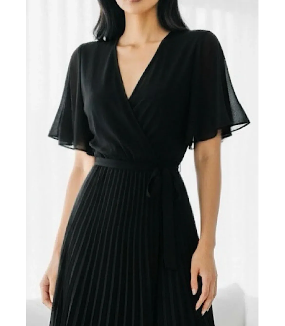 Elle Style Alita musta pitkä vekkimekko vyöllä