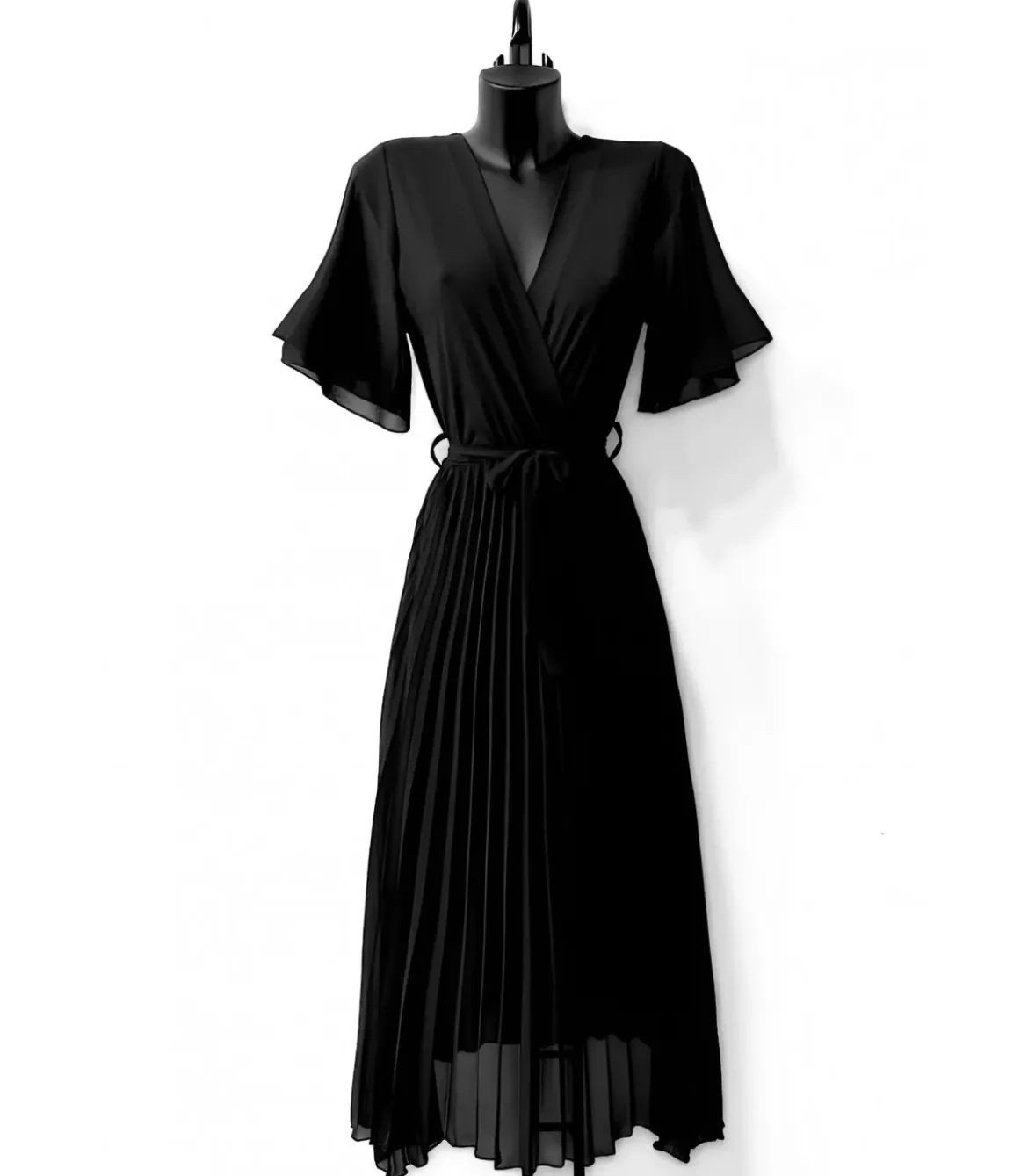 Elle Style Alita musta pitkä vekkimekko vyöllä