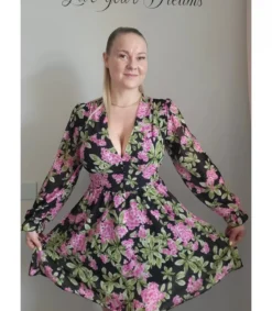Elle Style Juliette musta kukkakuvioinen mekko helminapeilla