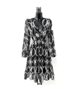 Elle Style Lina mustavalkoinen mekko