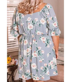 Harmaa kukkakuvioinen mekko (plus size)