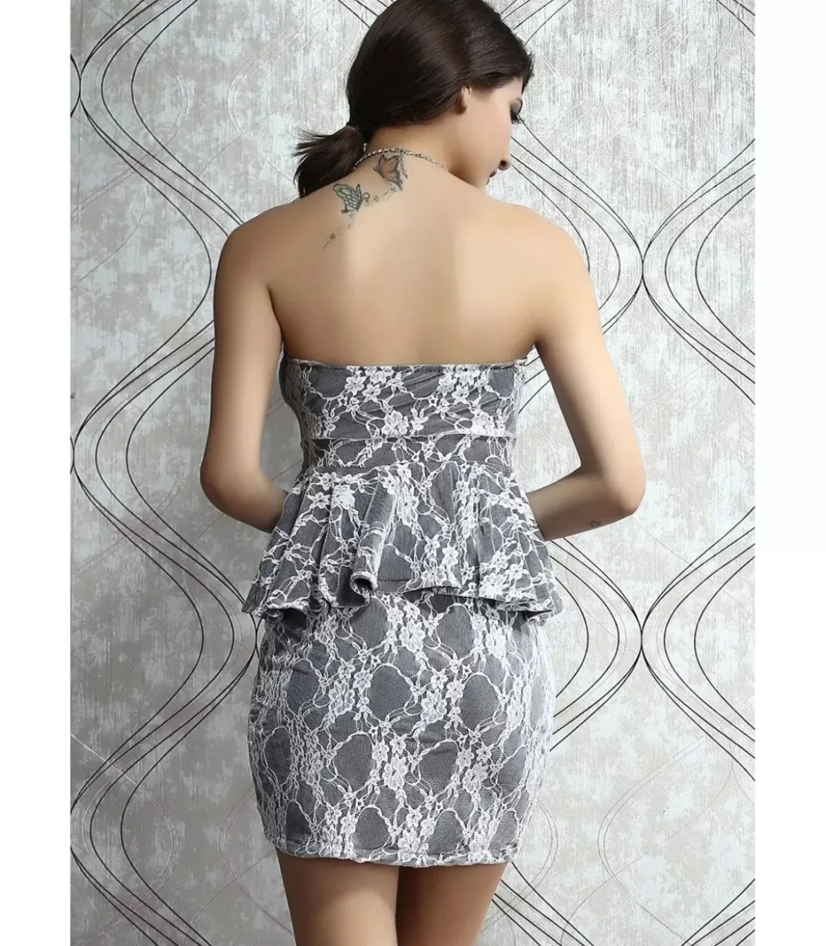 Harmaa pitsikoristeinen peplum-mekko
