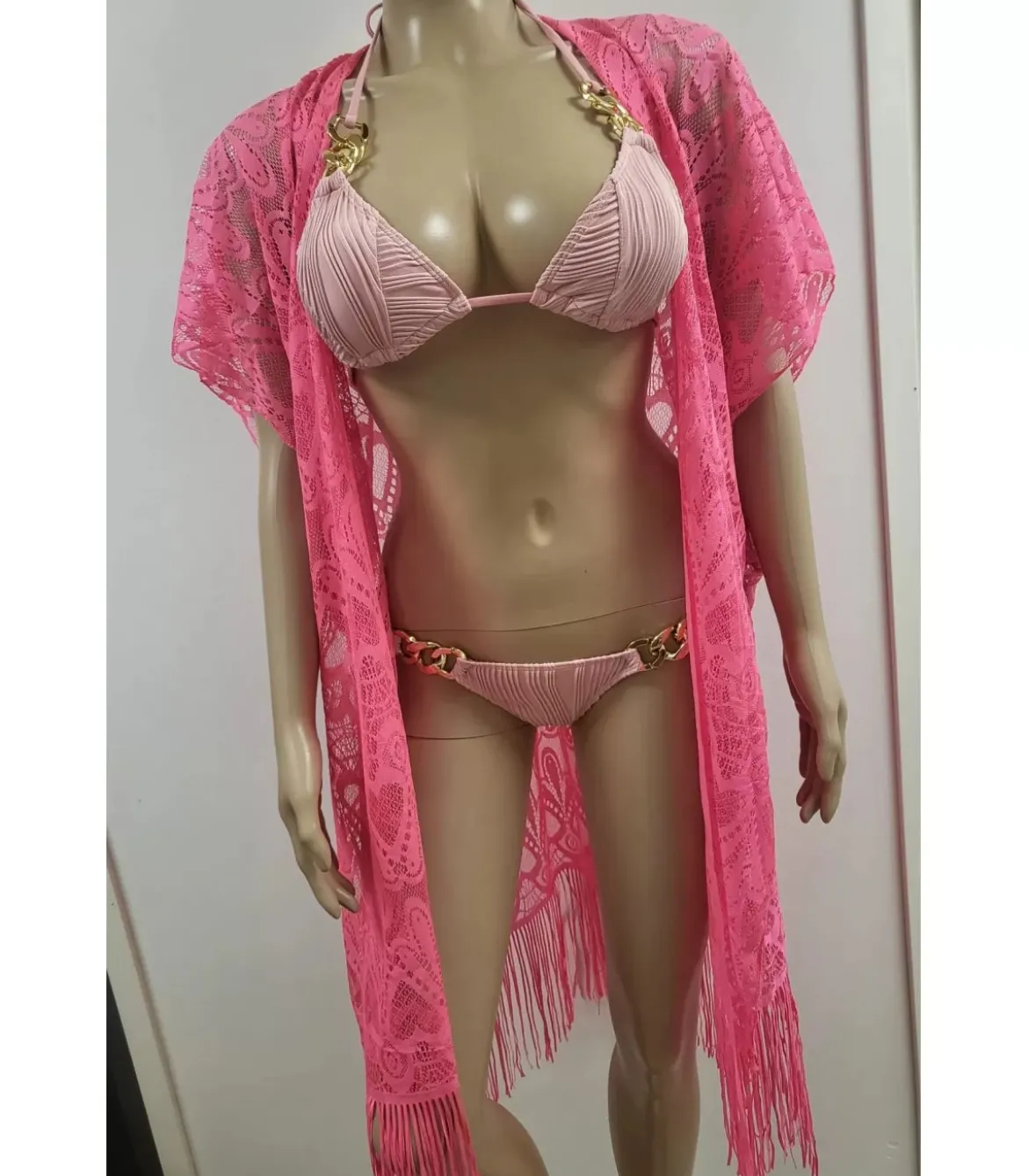 Heart pinkki pitsikimono hapsuilla