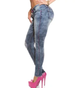 Koucla pinkkisaumaiset revityt push up -farkut