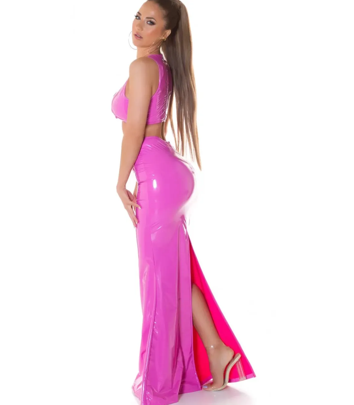 Koucla vaaleanpunainen latex look maksihame halkiolla