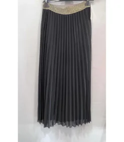 Mily musta pitkä vekkihame kultaisella vyötäröresorilla (plus size)