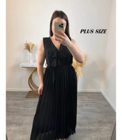 Mily musta pitkä vekkimekko röyhelöllä (plus size)