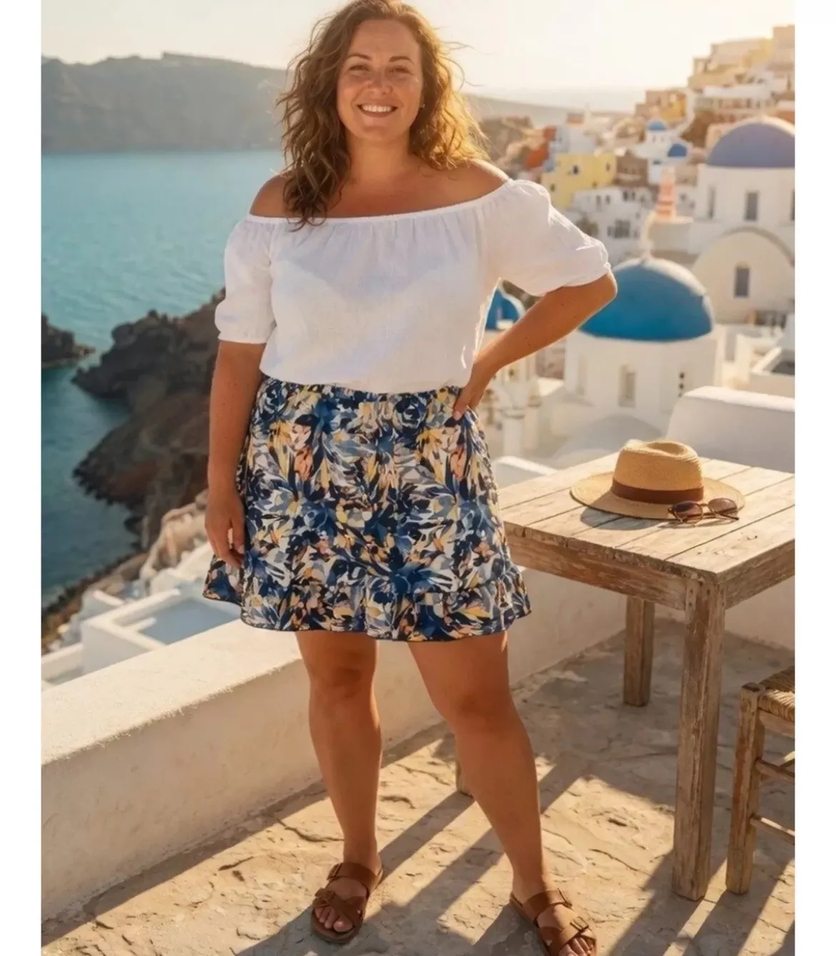 Mily sininen kukkakuvioinen shortsihame (plus size)