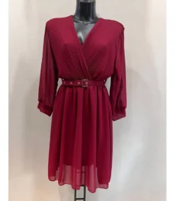 Mily viininpunainen hihallinen v-sifonkimekko vyöllä (plus size)