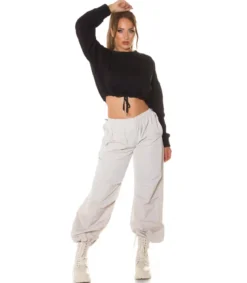 Musta crop collegepaita nauhoilla