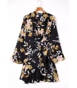 Musta leveähihainen kukka- ja lehtikuvioinen wrap-look v-mekko