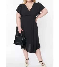 Musta lyhythihainen v-juhlamekko nauhoilla (plus size)