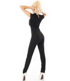 Musta lyhythihainen v-jumpsuit pitsillä ja vyöllä