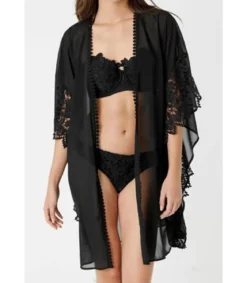 Musta mesh kimono koristekirjailuilla