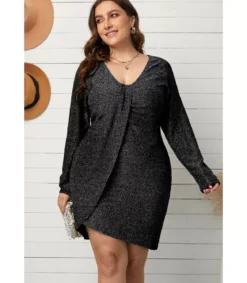 Musta metalliglitter mekko liehuksella (plus size)