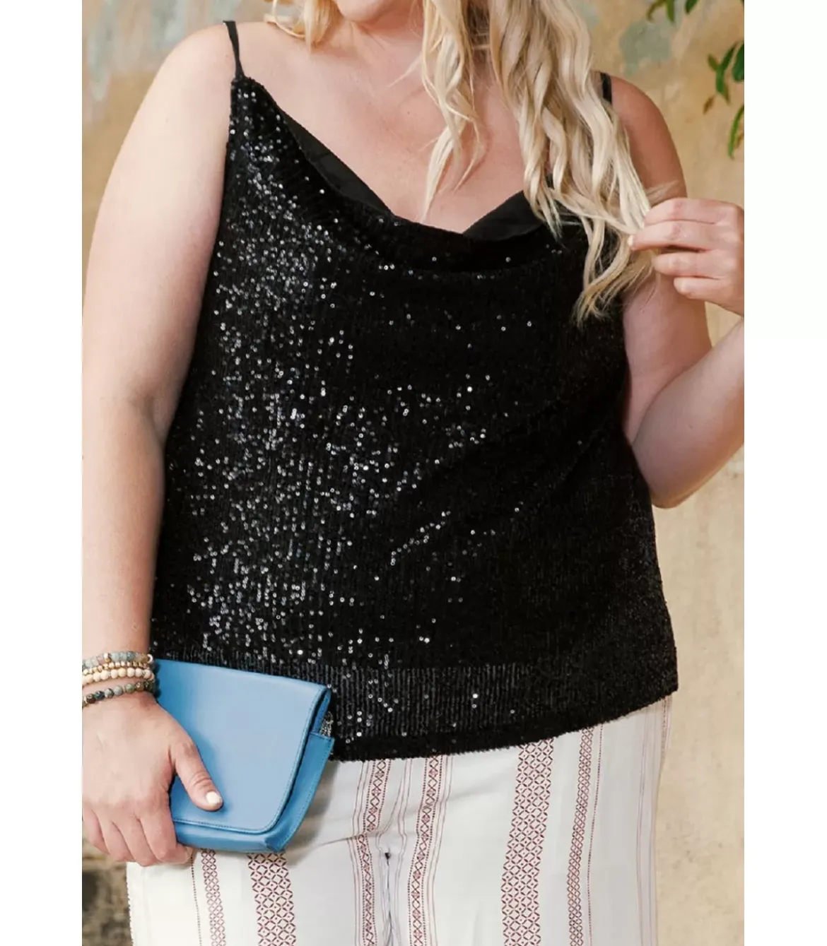 Musta paljettikoristeinen toppi (plus size)