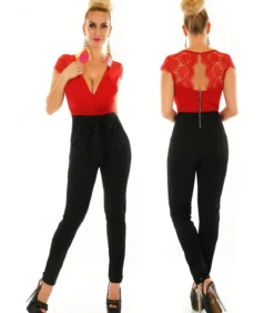 Punamusta pitsikoristeinen v-jumpsuit
