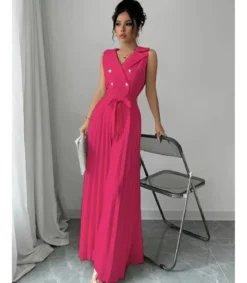 Rosy Days pinkki jumpsuit vekkilahkeilla ja napeilla