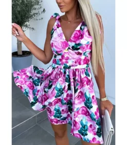 Schilo-Jolie pinkki ruusukuvioinen mekko