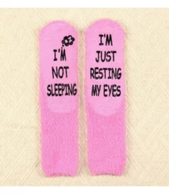 Vaaleanpunaiset I am not sleeping pörrösukat