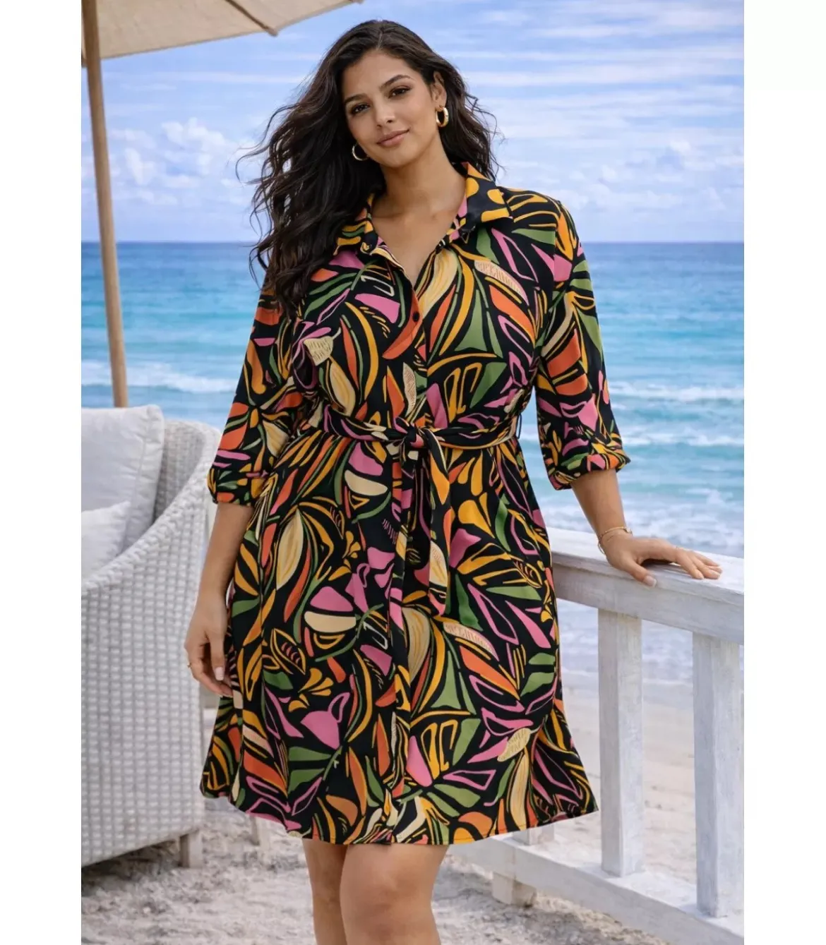 World Fashion värikäs paitamekko vyöllä (plus size)
